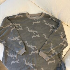 American Eagle Camo Sweatshirt XXL
